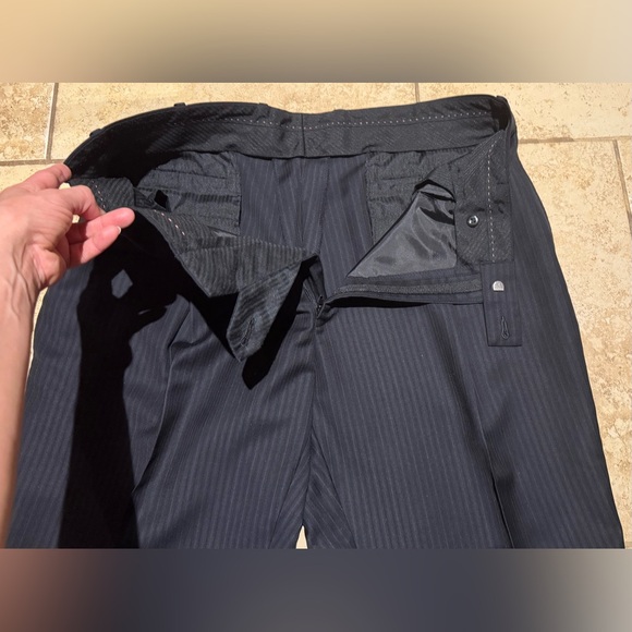 Sean John Classic 3-Piece Garment Suit